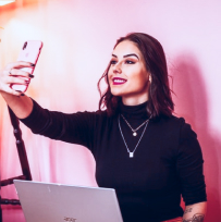 An influencer using 1394TA's services.